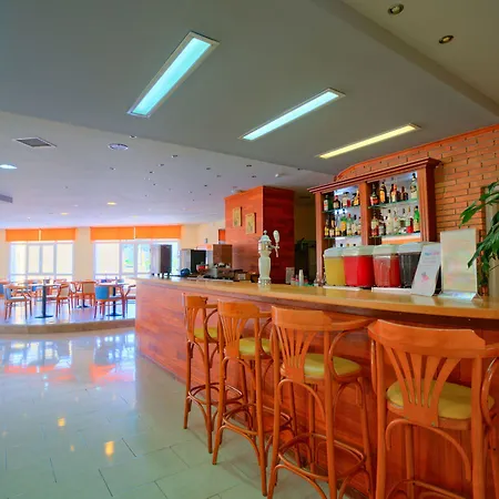 Aqualand Ośrodek wypoczynkowy 4*