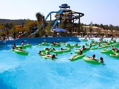 Aqualand 리조트 4*