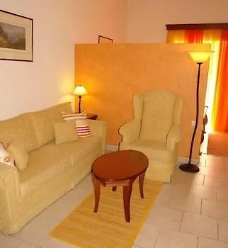 Semesteranläggning (resort) Aqualand 4*