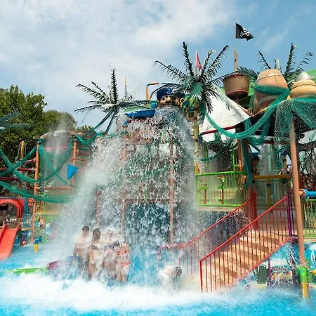 Aqualand 4* Ágios Ioánnis